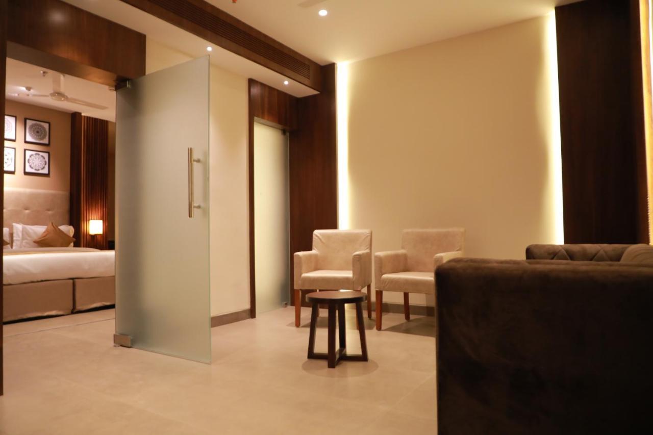 Magnet Hotel Kannur Dış mekan fotoğraf