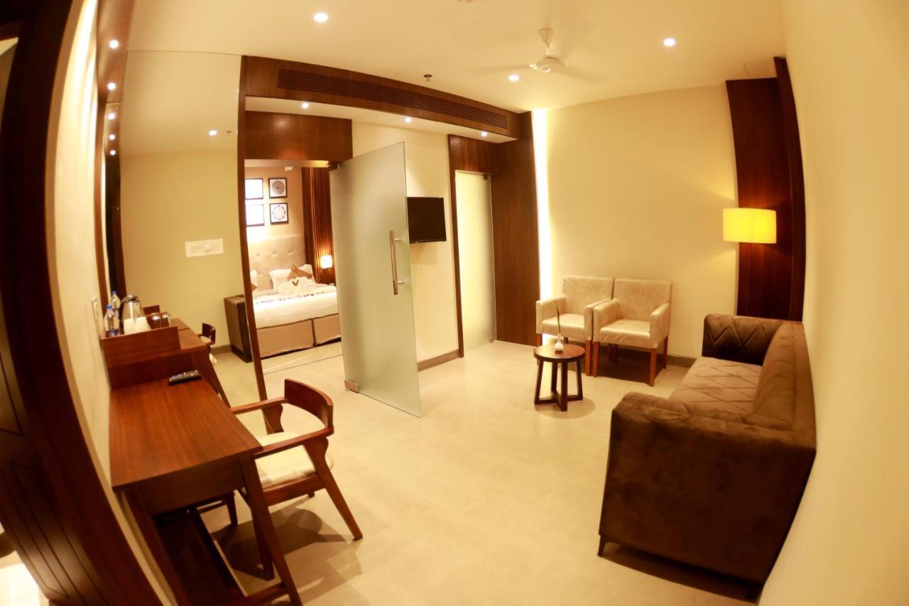 Magnet Hotel Kannur Dış mekan fotoğraf