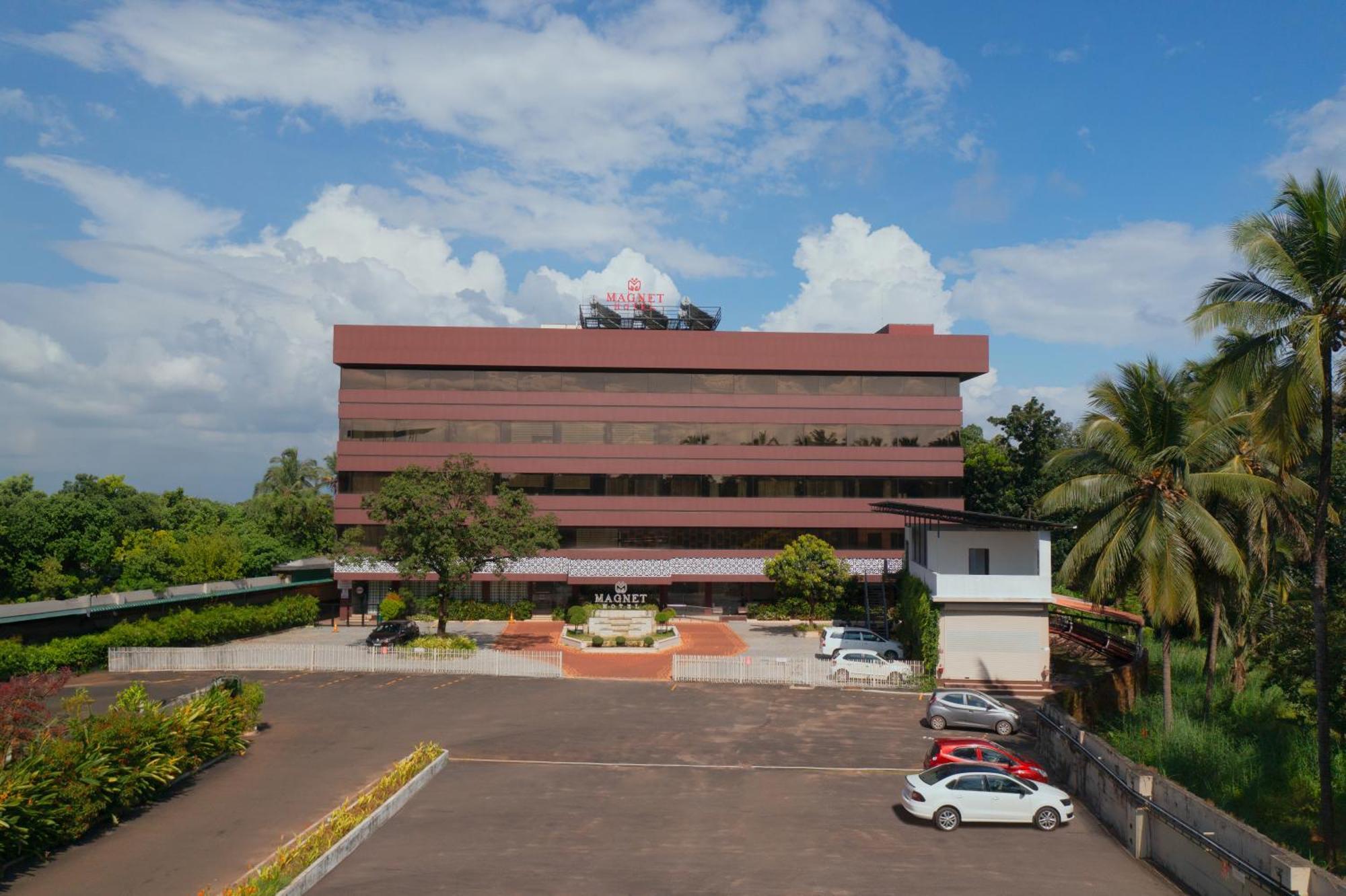 Magnet Hotel Kannur Dış mekan fotoğraf
