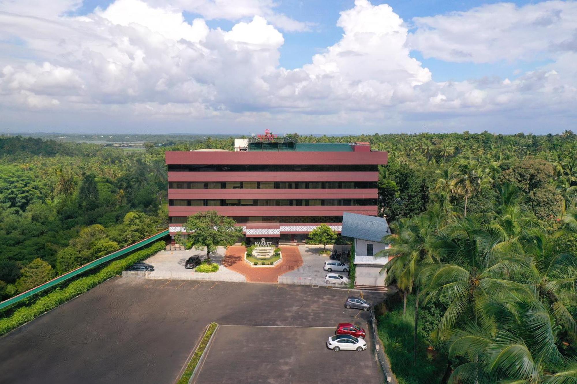 Magnet Hotel Kannur Dış mekan fotoğraf